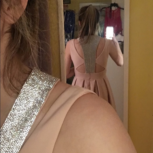 Dress - Picture 2 of 6